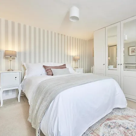 Vakantiehuis 4 Bed In Sz533